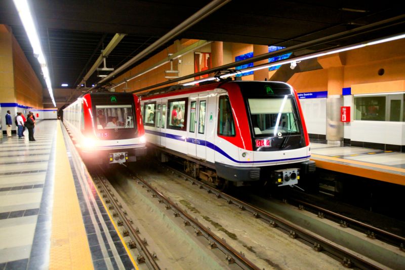 Imagen de dos trenes